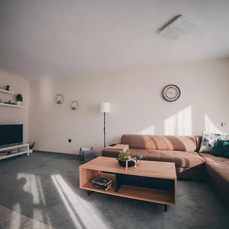 Unbeatable Location: New & Comfy Daire *