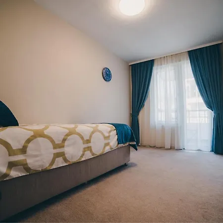Unbeatable Location: New & Comfy アパート *