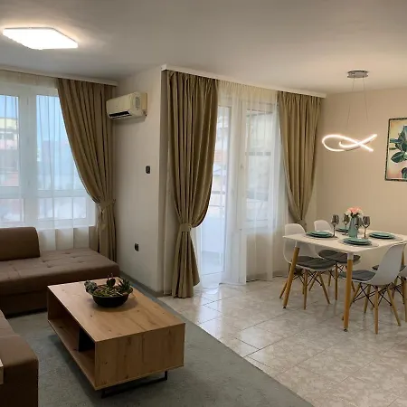 Unbeatable Location: New & Comfy 아파트