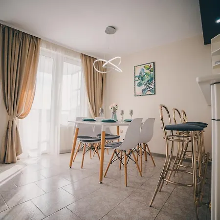 Unbeatable Location: New & Comfy Βάρνα